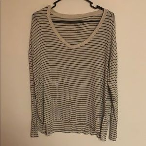 Soft and Sexy AE long sleeve v-neck